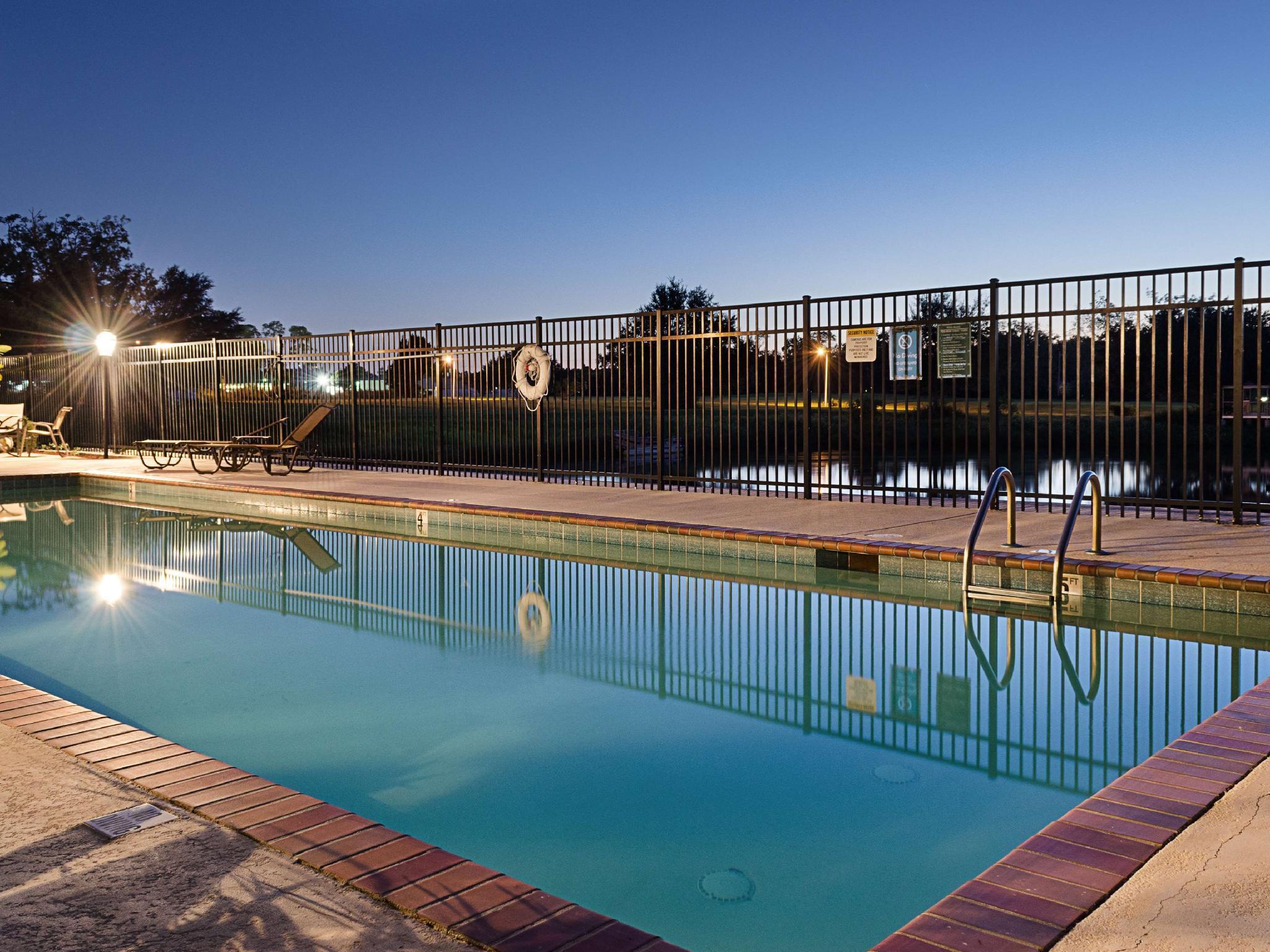 La Quinta By Wyndham Biloxi Hotell Exteriör bild