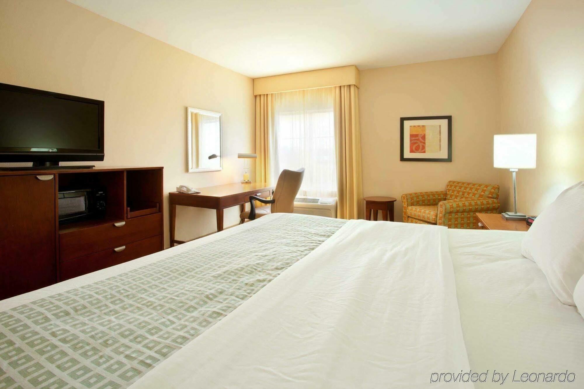 La Quinta By Wyndham Biloxi Hotell Exteriör bild